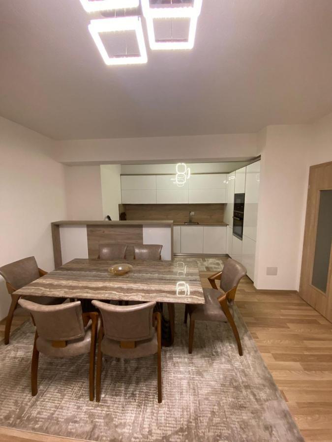 Violin 2 Bedroom Apartment Downtown พริเซรน ภายนอก รูปภาพ