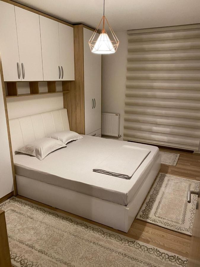 Violin 2 Bedroom Apartment Downtown พริเซรน ภายนอก รูปภาพ